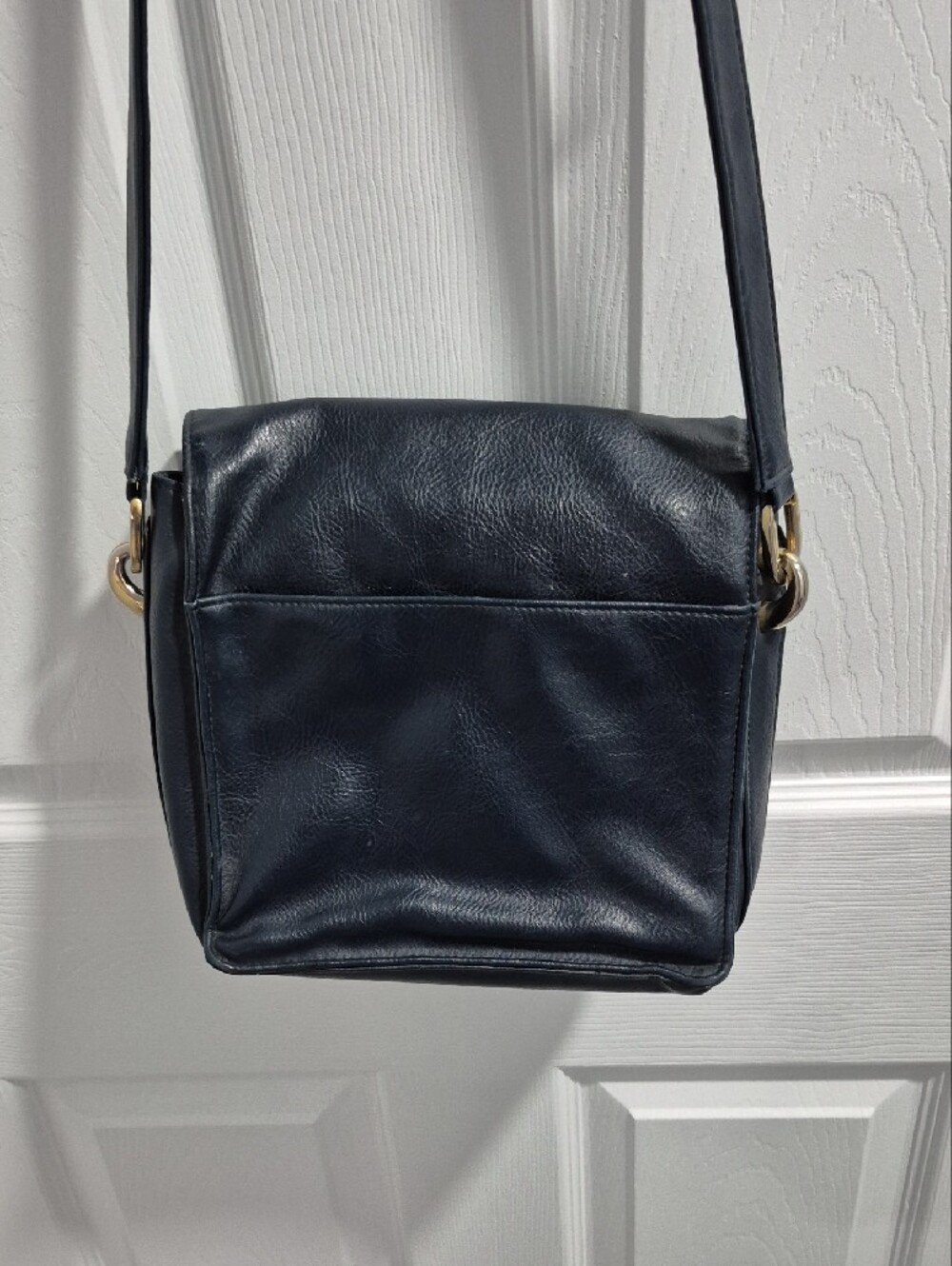 Classic Women's Leather Crossbody Bag - Black - Picture 9 of 10